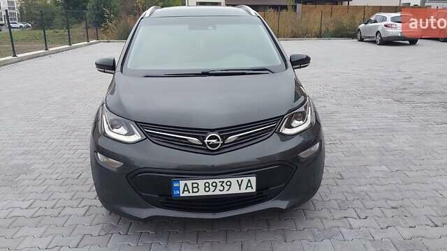 Серый Опель Ampera-e, объемом двигателя 0 л и пробегом 93 тыс. км за 15450 $, фото 8 на Automoto.ua