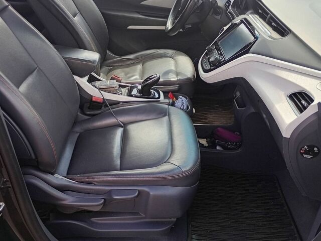 Серый Опель Ampera-e, объемом двигателя 0 л и пробегом 250 тыс. км за 14900 $, фото 20 на Automoto.ua