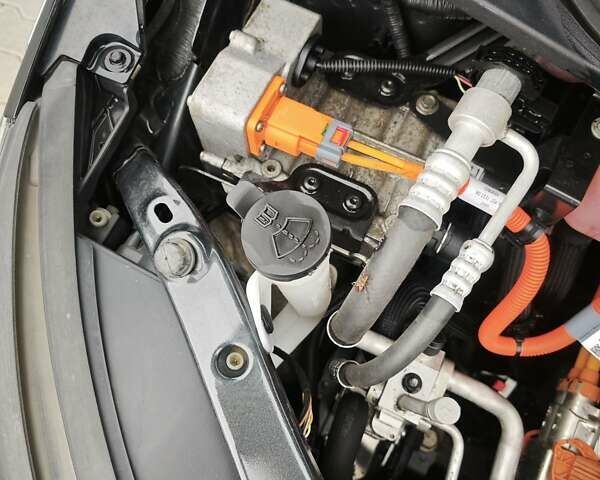 Серый Опель Ampera-e, объемом двигателя 0 л и пробегом 123 тыс. км за 14350 $, фото 38 на Automoto.ua