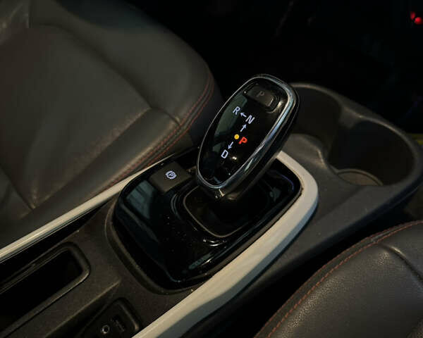 Серый Опель Ampera-e, объемом двигателя 0 л и пробегом 150 тыс. км за 14800 $, фото 14 на Automoto.ua