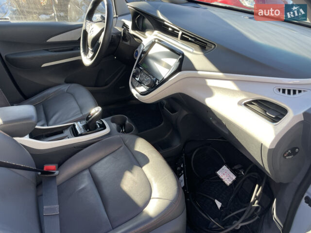 Серый Опель Ampera-e, объемом двигателя 0 л и пробегом 146 тыс. км за 13900 $, фото 26 на Automoto.ua