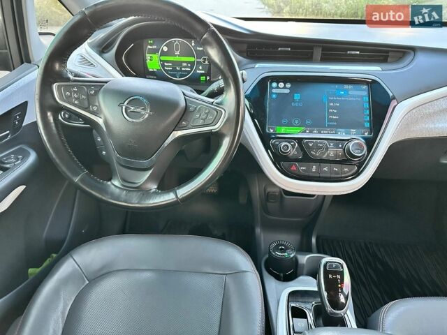 Серый Опель Ampera-e, объемом двигателя 0 л и пробегом 148 тыс. км за 16300 $, фото 39 на Automoto.ua