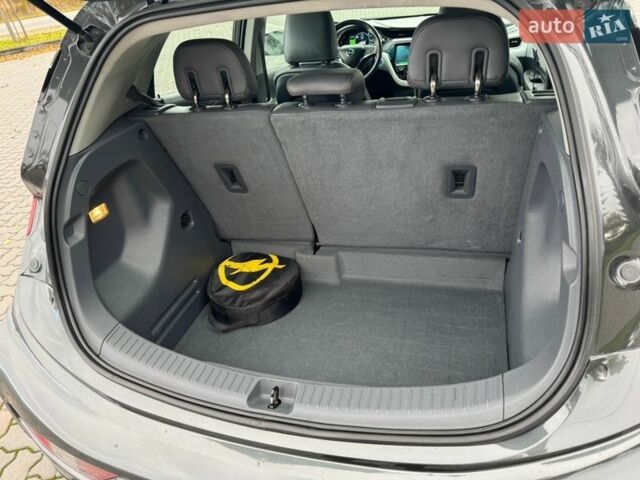 Сірий Опель Ampera-e, об'ємом двигуна 0 л та пробігом 140 тис. км за 14250 $, фото 42 на Automoto.ua