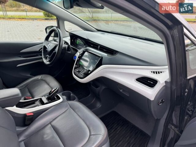 Серый Опель Ampera-e, объемом двигателя 0 л и пробегом 140 тыс. км за 14250 $, фото 45 на Automoto.ua