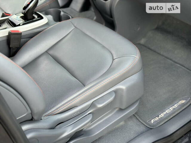 Сірий Опель Ampera-e, об'ємом двигуна 0 л та пробігом 60 тис. км за 16300 $, фото 32 на Automoto.ua