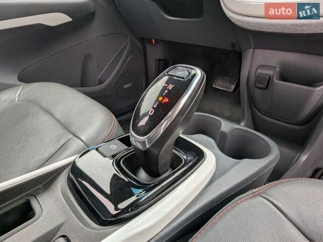 Сірий Опель Ampera-e, об'ємом двигуна 0 л та пробігом 138 тис. км за 14700 $, фото 23 на Automoto.ua
