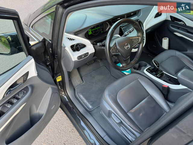 Серый Опель Ampera-e, объемом двигателя 0 л и пробегом 155 тыс. км за 14400 $, фото 4 на Automoto.ua
