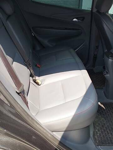 Серый Опель Ampera-e, объемом двигателя 0 л и пробегом 93 тыс. км за 15450 $, фото 16 на Automoto.ua