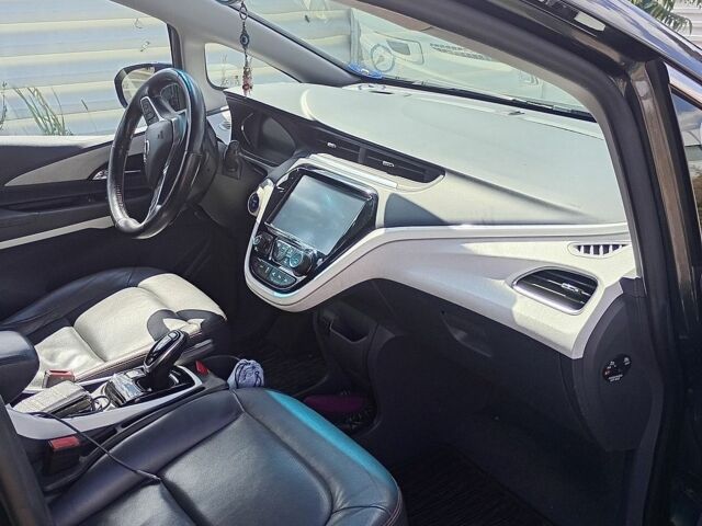 Серый Опель Ampera-e, объемом двигателя 0 л и пробегом 250 тыс. км за 14900 $, фото 32 на Automoto.ua