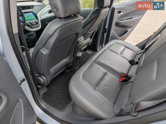 Сірий Опель Ampera-e, об'ємом двигуна 0 л та пробігом 138 тис. км за 14700 $, фото 17 на Automoto.ua