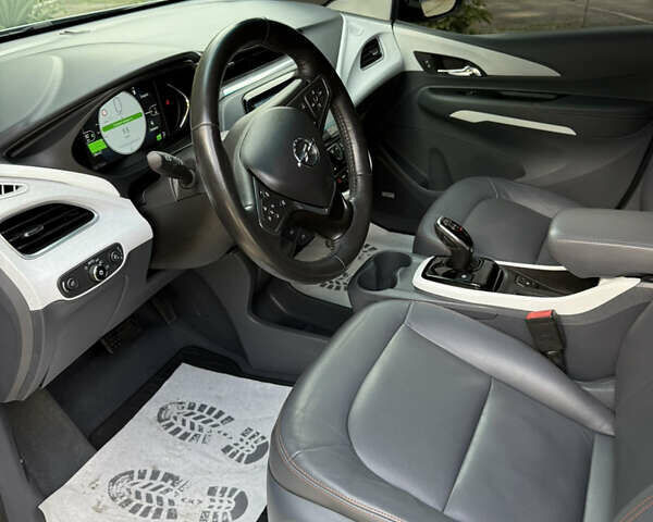 Серый Опель Ampera-e, объемом двигателя 0 л и пробегом 130 тыс. км за 14700 $, фото 30 на Automoto.ua