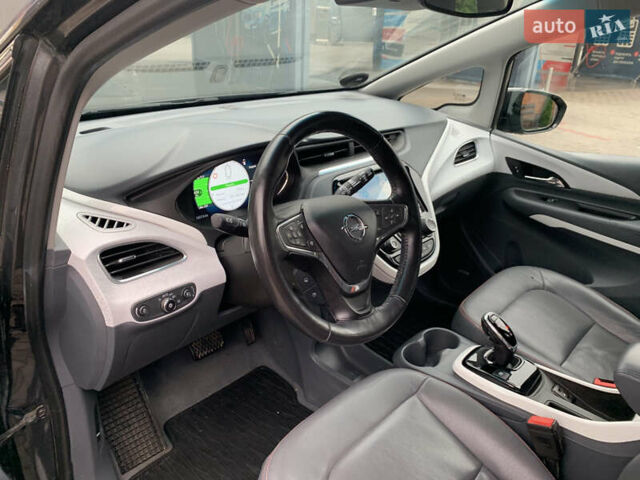 Серый Опель Ampera-e, объемом двигателя 0 л и пробегом 140 тыс. км за 14450 $, фото 30 на Automoto.ua