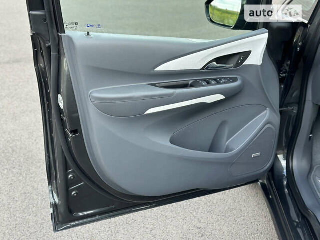 Сірий Опель Ampera-e, об'ємом двигуна 0 л та пробігом 60 тис. км за 16300 $, фото 24 на Automoto.ua