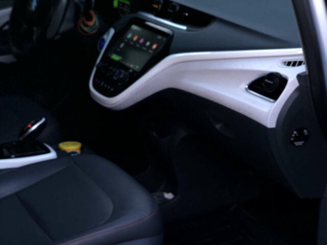 Сірий Опель Ampera-e, об'ємом двигуна 0 л та пробігом 108 тис. км за 14400 $, фото 18 на Automoto.ua