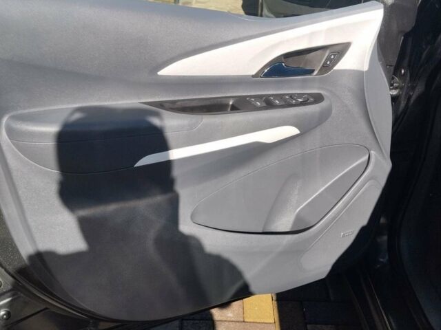 Сірий Опель Ampera-e, об'ємом двигуна 0 л та пробігом 126 тис. км за 16850 $, фото 29 на Automoto.ua