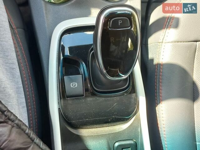 Серый Опель Ampera-e, объемом двигателя 0 л и пробегом 88 тыс. км за 13450 $, фото 44 на Automoto.ua