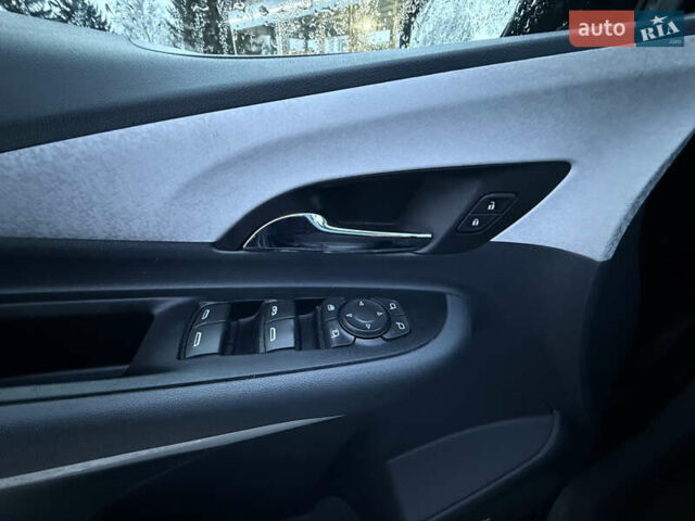 Сірий Опель Ampera-e, об'ємом двигуна 0 л та пробігом 154 тис. км за 13999 $, фото 48 на Automoto.ua