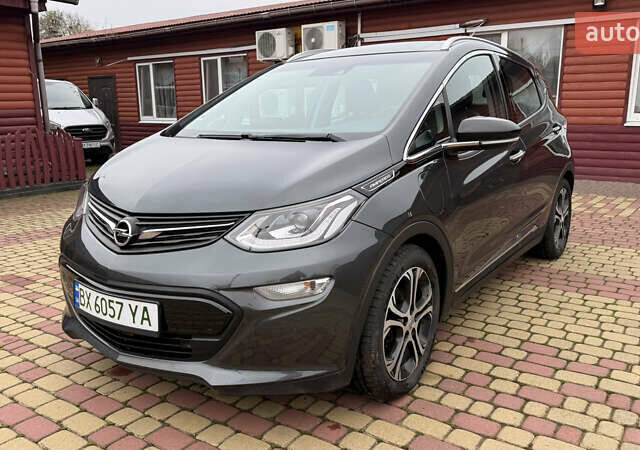 Сірий Опель Ampera-e, об'ємом двигуна 0 л та пробігом 85 тис. км за 16550 $, фото 2 на Automoto.ua