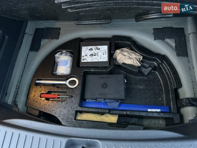 Сірий Опель Ampera-e, об'ємом двигуна 0 л та пробігом 154 тис. км за 13999 $, фото 32 на Automoto.ua