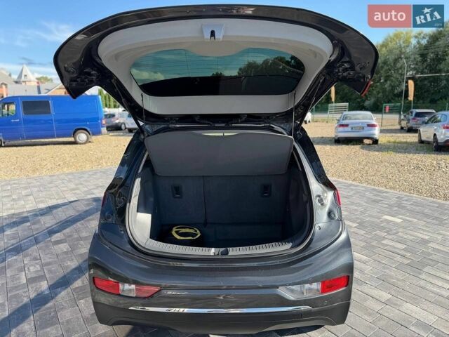 Сірий Опель Ampera-e, об'ємом двигуна 0 л та пробігом 133 тис. км за 14399 $, фото 35 на Automoto.ua