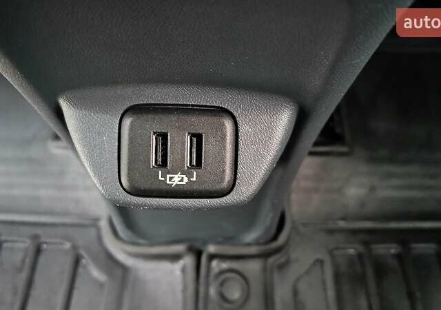 Серый Опель Ampera-e, объемом двигателя 0 л и пробегом 168 тыс. км за 14499 $, фото 40 на Automoto.ua