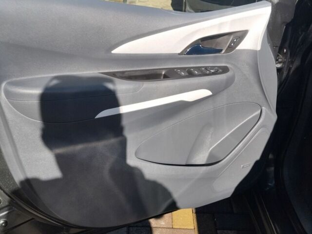 Серый Опель Ampera-e, объемом двигателя 0 л и пробегом 126 тыс. км за 16850 $, фото 29 на Automoto.ua