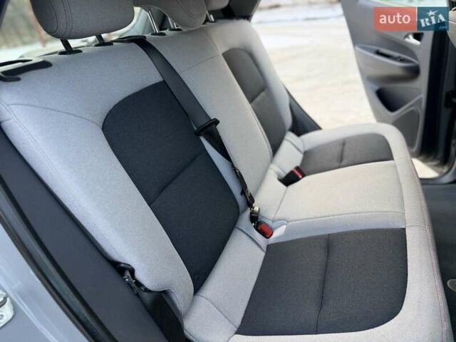 Сірий Опель Ampera-e, об'ємом двигуна 0 л та пробігом 85 тис. км за 15600 $, фото 43 на Automoto.ua