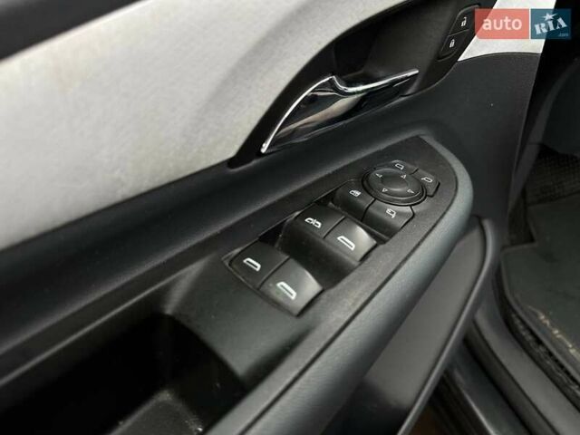 Серый Опель Ampera-e, объемом двигателя 0 л и пробегом 180 тыс. км за 14990 $, фото 14 на Automoto.ua