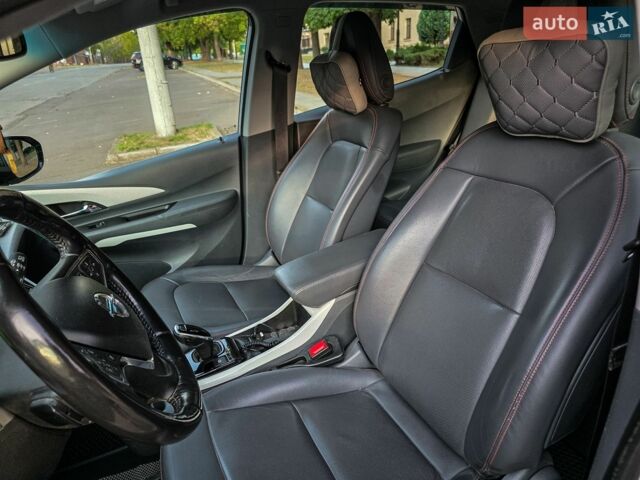 Серый Опель Ampera-e, объемом двигателя 0 л и пробегом 90 тыс. км за 16200 $, фото 8 на Automoto.ua