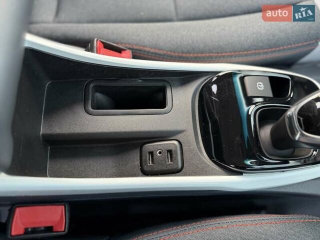 Серый Опель Ampera-e, объемом двигателя 0 л и пробегом 85 тыс. км за 14950 $, фото 46 на Automoto.ua