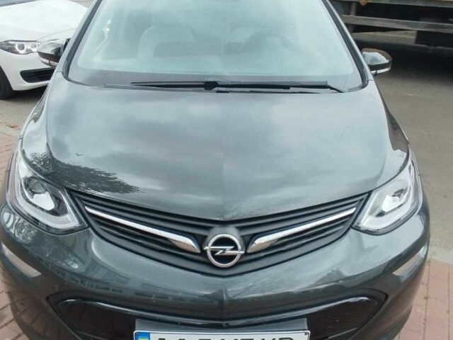 Серый Опель Ampera-e, объемом двигателя 0 л и пробегом 180 тыс. км за 14497 $, фото 4 на Automoto.ua