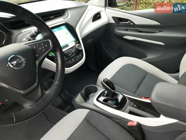 Серый Опель Ampera-e, объемом двигателя 0 л и пробегом 118 тыс. км за 15399 $, фото 18 на Automoto.ua