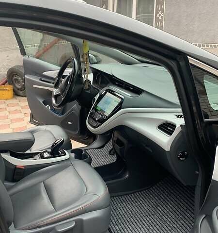 Серый Опель Ampera-e, объемом двигателя 0 л и пробегом 130 тыс. км за 16949 $, фото 38 на Automoto.ua