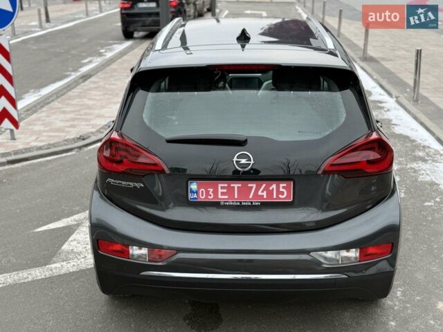 Серый Опель Ampera-e, объемом двигателя 0 л и пробегом 165 тыс. км за 15000 $, фото 12 на Automoto.ua