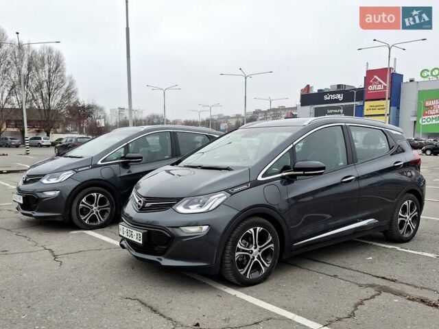 Серый Опель Ampera-e, объемом двигателя 0 л и пробегом 97 тыс. км за 15500 $, фото 5 на Automoto.ua