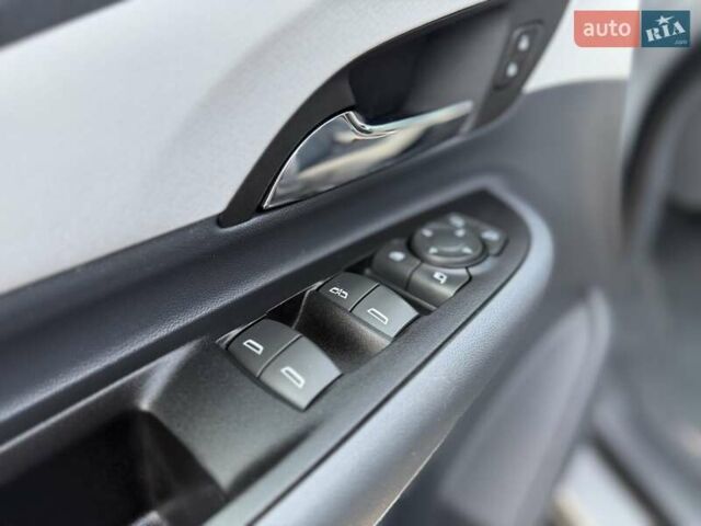 Сірий Опель Ampera-e, об'ємом двигуна 0 л та пробігом 85 тис. км за 15600 $, фото 54 на Automoto.ua