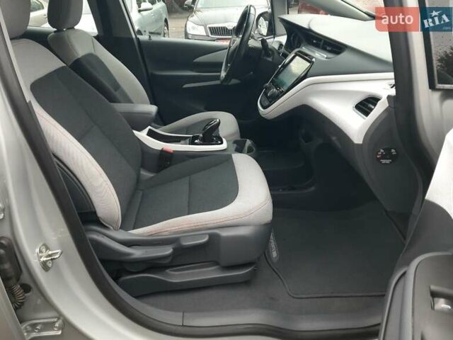 Серый Опель Ampera-e, объемом двигателя 0 л и пробегом 118 тыс. км за 15399 $, фото 28 на Automoto.ua