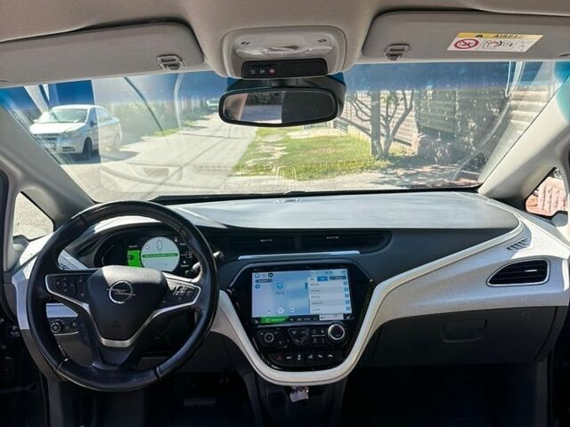 Серый Опель Ampera-e, объемом двигателя 0 л и пробегом 79 тыс. км за 16500 $, фото 10 на Automoto.ua