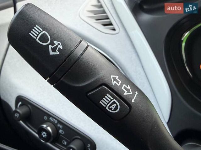 Серый Опель Ampera-e, объемом двигателя 0 л и пробегом 85 тыс. км за 14950 $, фото 2 на Automoto.ua