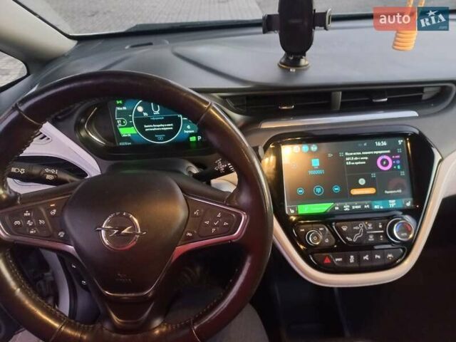 Сірий Опель Ampera-e, об'ємом двигуна 0 л та пробігом 45 тис. км за 15600 $, фото 6 на Automoto.ua