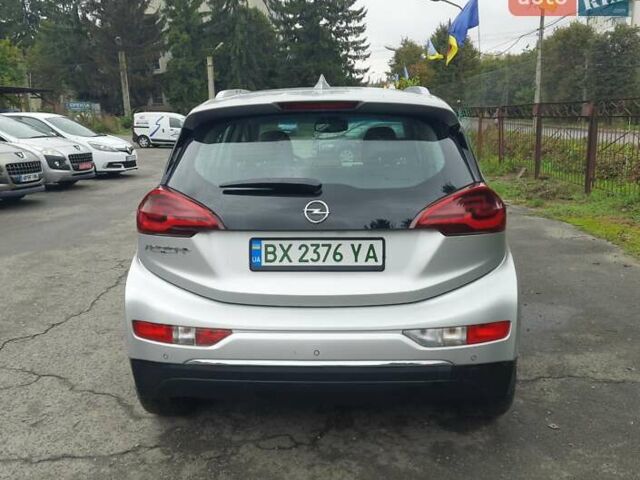 Серый Опель Ampera-e, объемом двигателя 0 л и пробегом 118 тыс. км за 15399 $, фото 6 на Automoto.ua