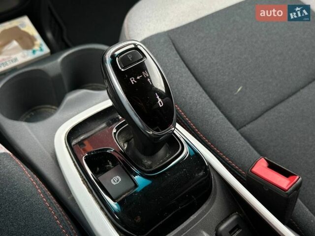 Сірий Опель Ampera-e, об'ємом двигуна 0 л та пробігом 180 тис. км за 12790 $, фото 25 на Automoto.ua