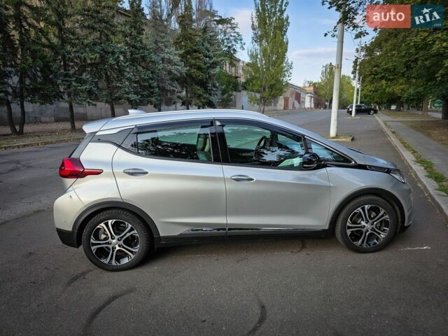Серый Опель Ampera-e, объемом двигателя 0 л и пробегом 90 тыс. км за 16200 $, фото 4 на Automoto.ua
