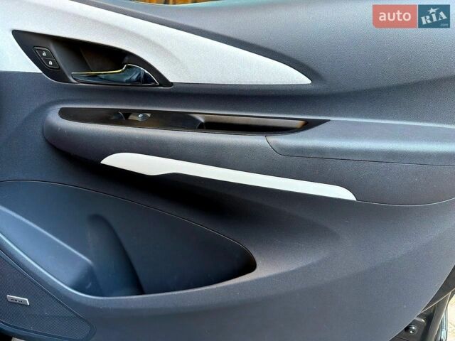 Сірий Опель Ampera-e, об'ємом двигуна 0 л та пробігом 84 тис. км за 16700 $, фото 31 на Automoto.ua