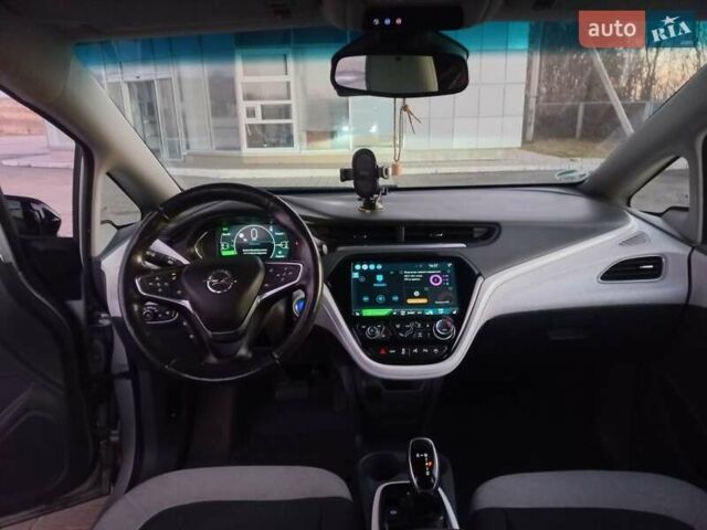 Сірий Опель Ampera-e, об'ємом двигуна 0 л та пробігом 45 тис. км за 15600 $, фото 15 на Automoto.ua