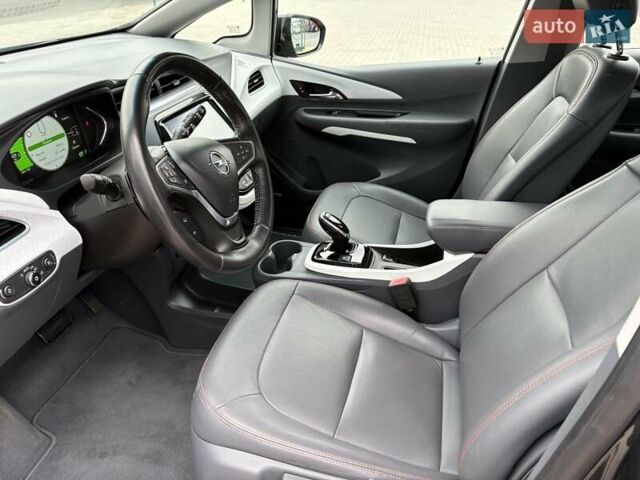 Серый Опель Ampera-e, объемом двигателя 0 л и пробегом 151 тыс. км за 15500 $, фото 13 на Automoto.ua