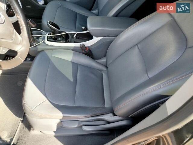 Сірий Опель Ampera-e, об'ємом двигуна 0 л та пробігом 128 тис. км за 15200 $, фото 5 на Automoto.ua