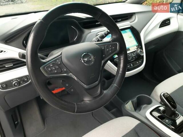 Серый Опель Ampera-e, объемом двигателя 0 л и пробегом 118 тыс. км за 15399 $, фото 20 на Automoto.ua