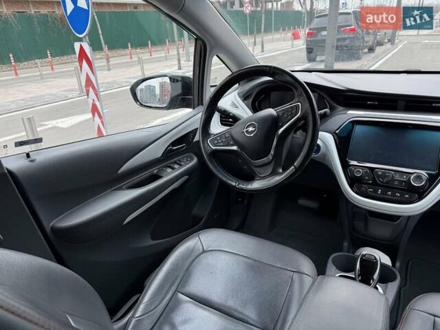 Серый Опель Ampera-e, объемом двигателя 0 л и пробегом 135 тыс. км за 15100 $, фото 25 на Automoto.ua