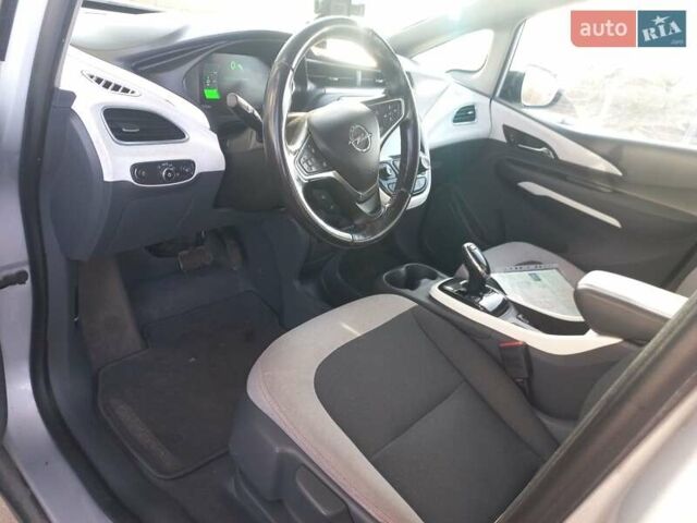 Сірий Опель Ampera-e, об'ємом двигуна 0 л та пробігом 45 тис. км за 15600 $, фото 24 на Automoto.ua